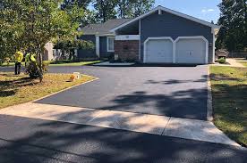 Best Asphalt Driveway Installation  in Shoreview, MN